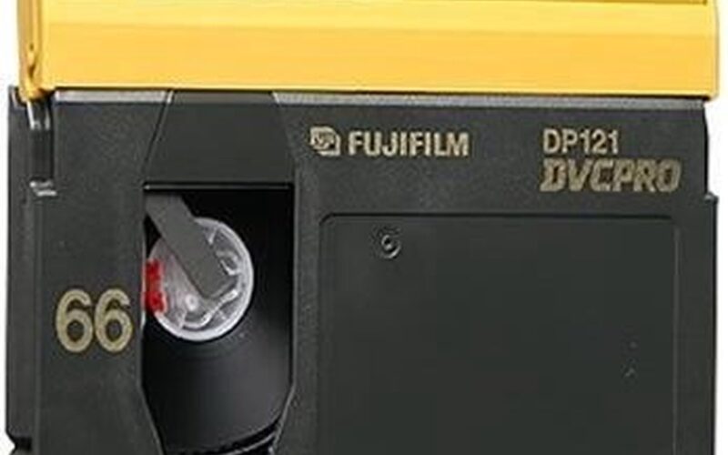 FUJIFILM DP121-66M DVCPRO 66-Minute Video Cassette (Medium)