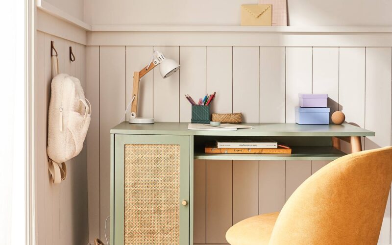 Bureau enfant LIGNE POÉSIE vert