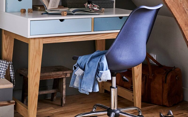 Chaise de bureau enfant à roulettes bleu marine