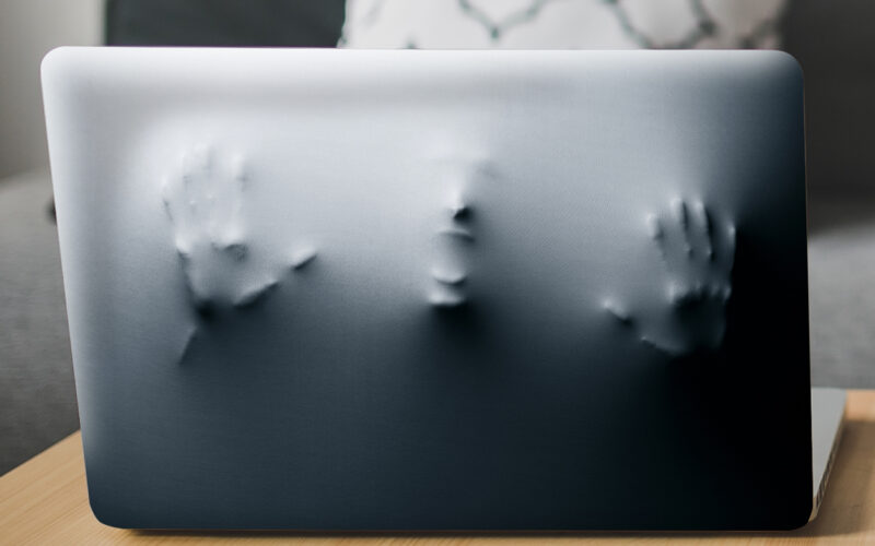 Laptop sticker mysterieus persoon