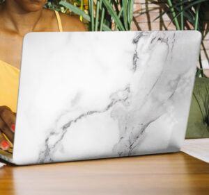 Marmeren laptop sticker met design